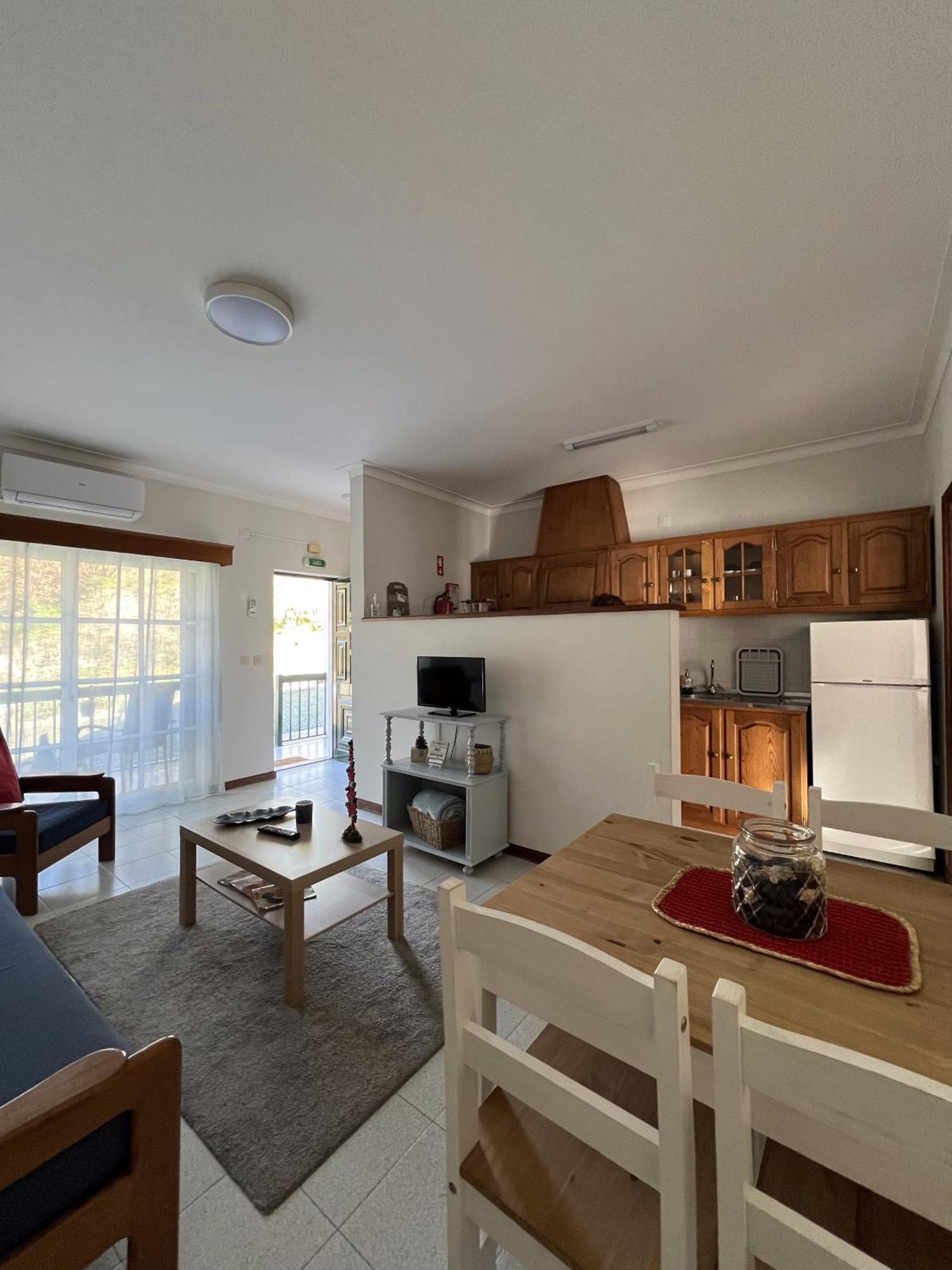 Apartament Encosta Do Sol Canas de Senhorim Zewnętrze zdjęcie